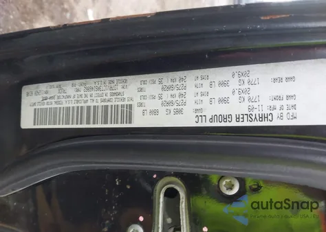 2010 Dodge Ram 1500 Slt/Sport/Trx z USA, uszkodzony, nr VIN 1D7RV1CT3AS146862